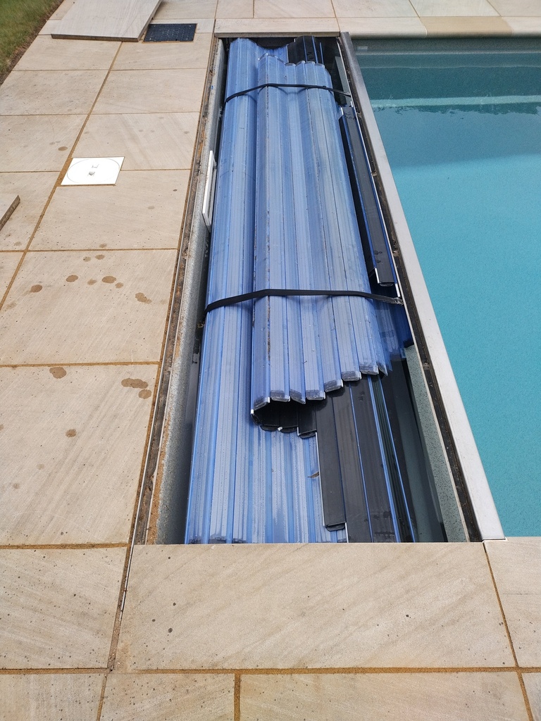 Fixed price - Untangle/ Re Join / Reprogram Pool Cover