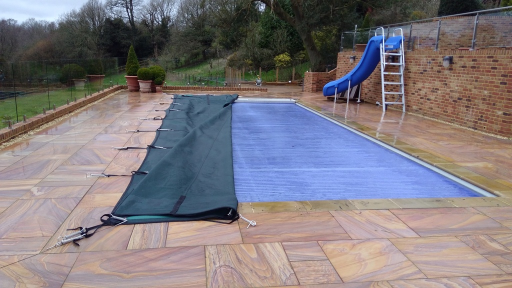 Compass Ceramic Pools XXL-Trainer 133 Winter Cover